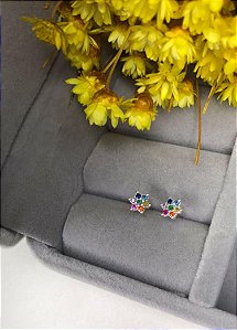 Brinco Feminino Mini Flor Colorida em Prata 925