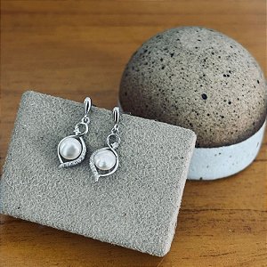 Brinco Elegante Noivas, Pérola e Prata 925.