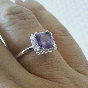 Anel quadrado zircônia ametista prata 925