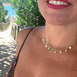 Chocker Praiana com berloques olho grego e estrela do mar