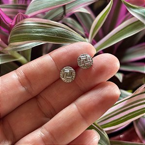 Brinco redondo de Prata 925 com Zircônias Brancas