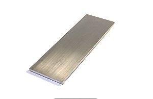 Barra chata alumínio 4" X 1/8" = 101,60mm x 3,17mm