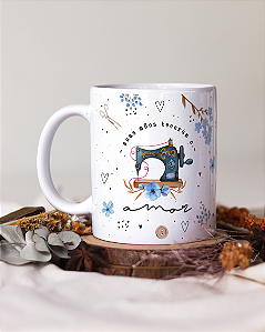 Caneca tradicional personalizada tecendo amor azul