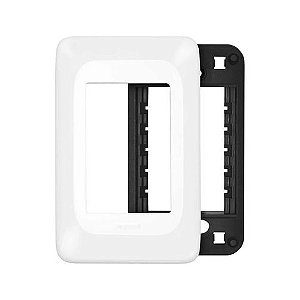 Espelho 4x2 para 3 Módulos Pial PoP I Legrand Branco - LGP23 - com Suporte - LGP23