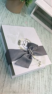 Caixa cartonada c/caderno A6 - Crisma