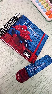 Agenda Escolar quadrada 15,5x15,5 2dias p/pag c/wire-o ou espiral plástico