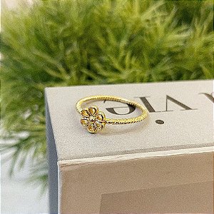 Anel Fio Fino Torcido Flor Vazada Folheado a Ouro 18K