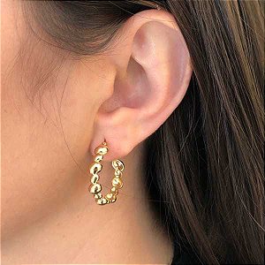 Brinco Argola Aberta Esferas Lisas Folheado a Ouro 18K
