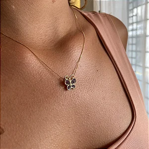 Colar Borboleta Redondo Rosa Folheado a Ouro 18K