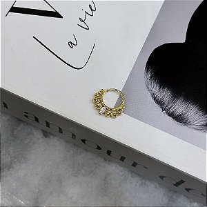 Piercing de Torção Arabescos Zircônia Folheado a Ouro 18K