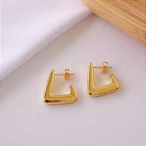 Brinco Argola Triangulo Liso Aberto Folheado a Ouro 18k