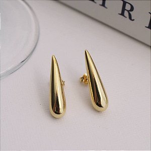 Brinco Gota Alongada Lisa Folheado a Ouro 18k
