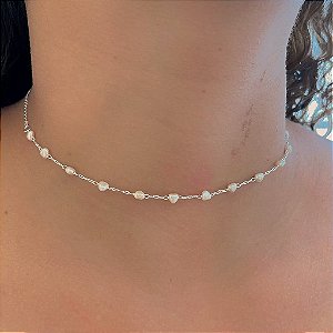 Colar Choker Pérolas em formato de Coração