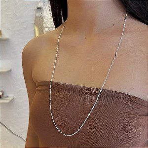 Colar Longo Chapinhas Coração Folheado a Prata 925