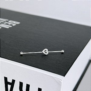 Piercing 40mm Bastão Coração Cravejado Folheado a Prata 925
