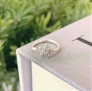 Piercing Torção Flor Zircs Folheado a prata 925