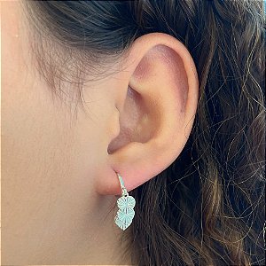 Brinco Argola 3 Pingentes de Coração Granitado Folheado a Prata 925