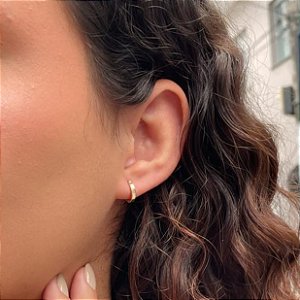 Brinco Argola Fio Liso Reto M Folheado a ouro 18K