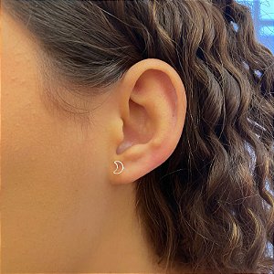 Brinco de Lua Vazada Folheado a Prata 925