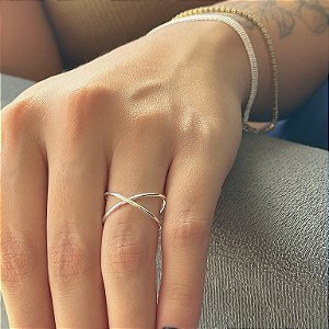 Anel Aro Cruzado X Folheado a Prata 925