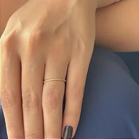 Anel Aliança Aro Torcido Folheado a Ouro 18k