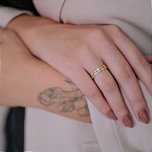 Anel Fio Duplo Navetes Lisos e Cravejados Folheado a Ouro 18k