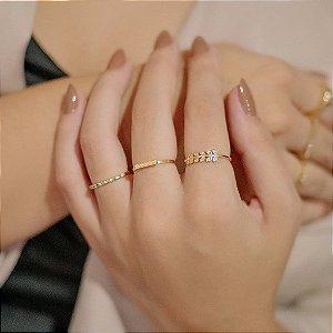 Anel Aparador Zirconia Verde e Cristal Folheado a Ouro 18k