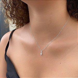 Colar Cruz Mini Cravejado Folheado a Prata 925