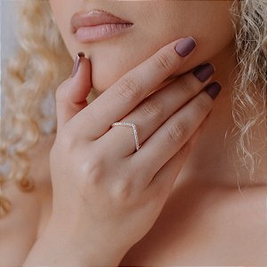 Anel Circunflexo Cravejado Folheado a Prata 925