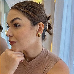 Brinco Quadrado Liso Folheado a Ouro 18K