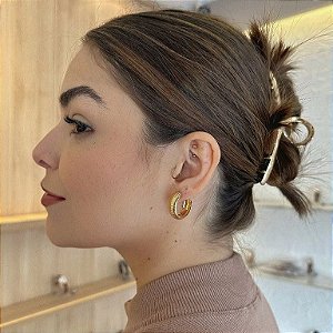 Brinco Argola Aberta Trabalhada Banhado a Ouro 18k