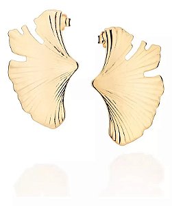 Brinco Petala Grande Detalhes Folheado a Ouro 18k
