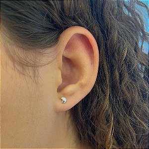 Brinco Lua Lisa Pequeno Folheado a Prata 925