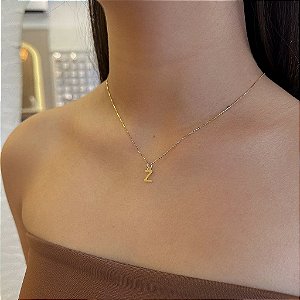Colar Letra Lisa Folheado a Ouro 18k