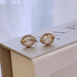 Brinco Navete Cristal com Borda Cravejada Folhedo a ouro 18K