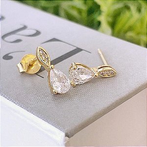 Brinco de Gota Cristal com Pendente Cravejado Folheado a ouro 18K
