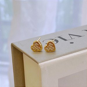 Brinco de Coração Cravejado Médio Pavê Galeria Folheado a ouro 18K