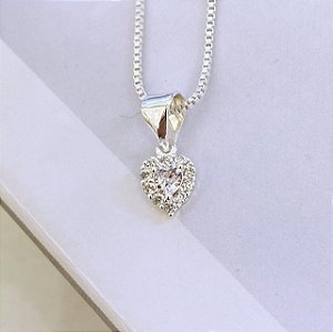 Colar de Coração com Borda Cravejada e Zirconia Cristal Centro Folheado a prata 925