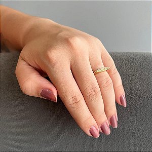 Anel Frente Reta Cravejada Folheado a ouro 18K