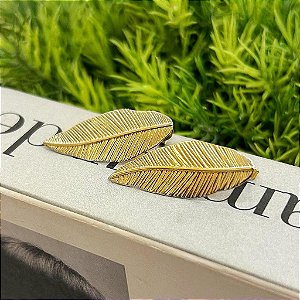 Brinco Folha Alongada Folheado a ouro 18K