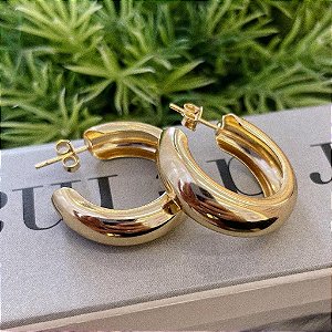 Brinco de Argola Grande Lisa Canoa Folheado a ouro 18K