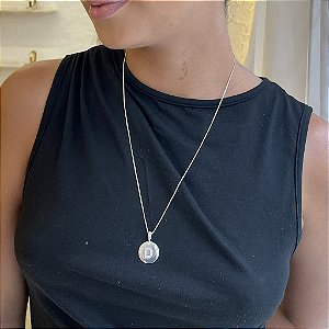 Colar Longo Letra Moeda Folheado a prata 925
