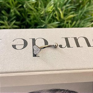 Piercing Bananinha Coração Cravejado Titanium Steel