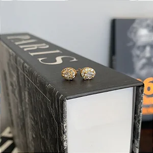 Brinco Oval Cristal Broda Cravejada Folheado a ouro 18K