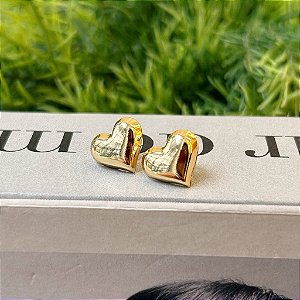 Brinco de Coração Liso Abaulado Médio Folheado a ouro 18K
