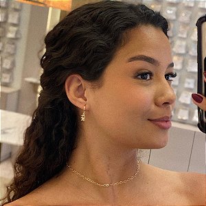 Brinco de Argola Pingente Menino Zircônia Folheado a ouro 18K