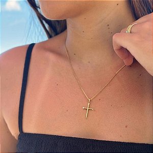 Pingente Cruz Lisa Pontas Achatadas Folheado a ouro 18K