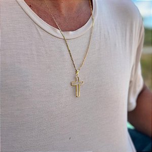 Pingente Cruz Quadrada Vazada Folheado a ouro 18K