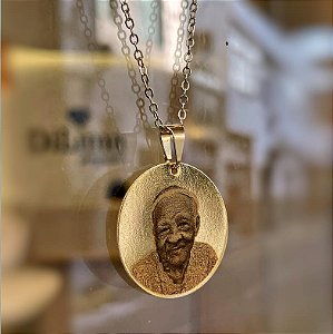 Colar Fotogravação Medalha 25mm Corrente Americana na Folheado a Ouro