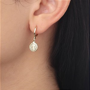 Brinco Argola São Bento Pingente P Folheado a ouro 18k